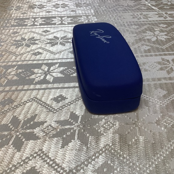 Ray-Ban Clamshell Junior Kids Eyeglasses Hard Case - Picture 2 of 10